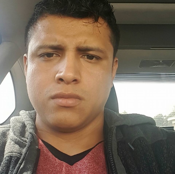 Meet your Posher, Luis - Picture 1 of 1